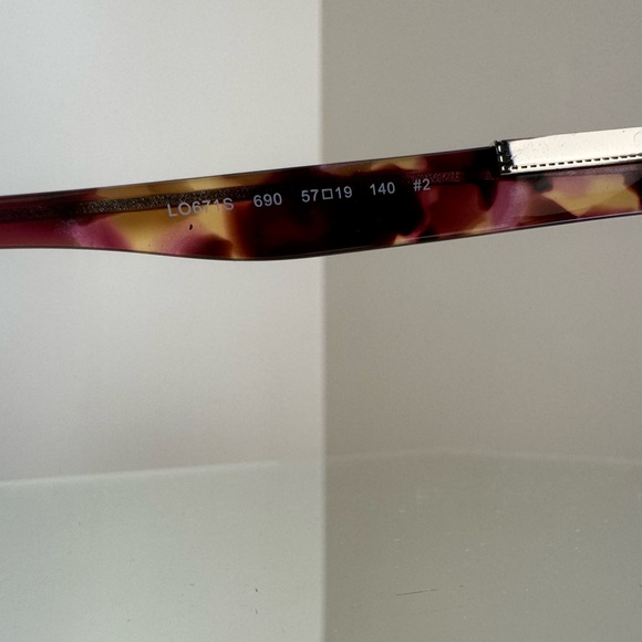 Sunglasses 🕶️ - Picture 3 of 7